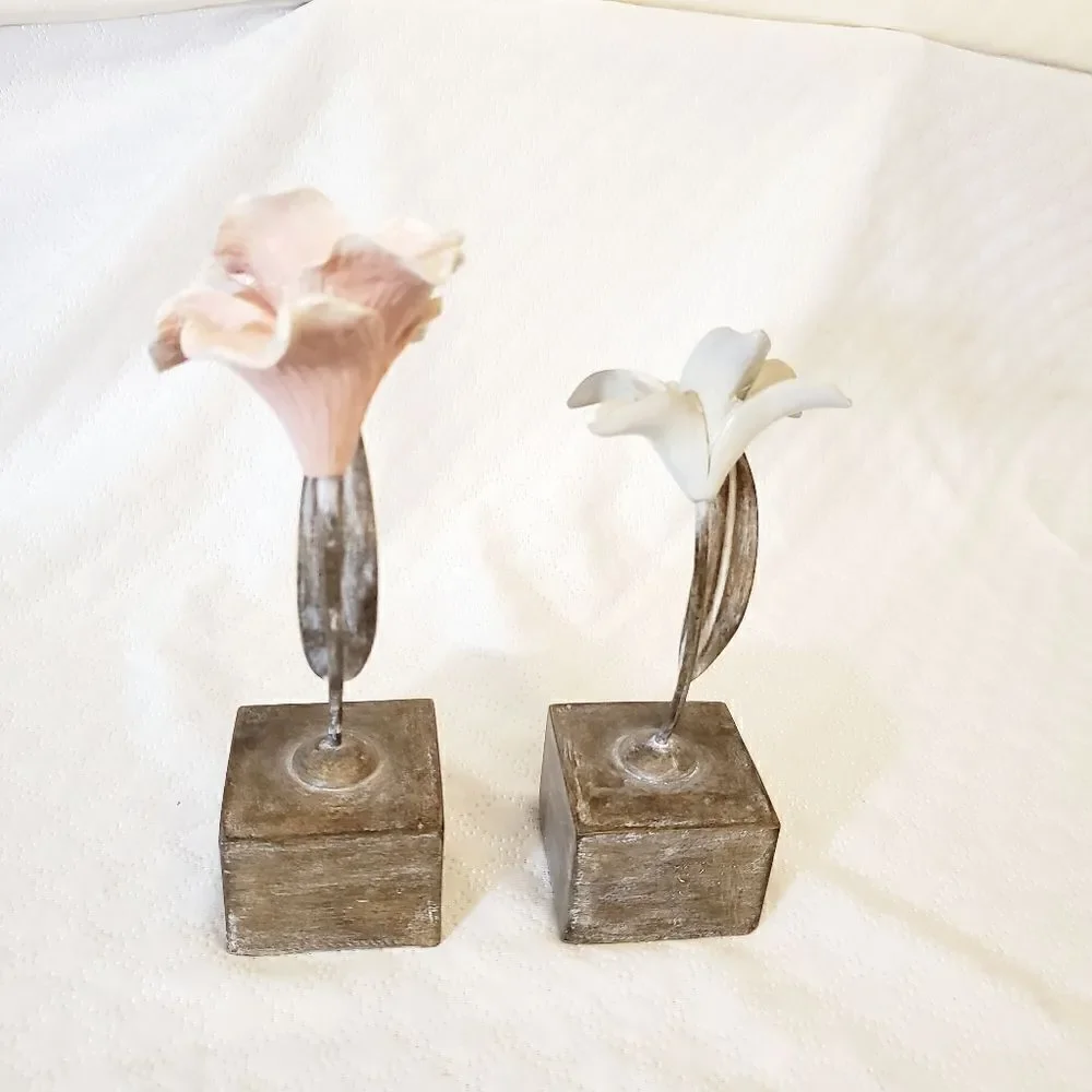 Flowers Table Decor Accent Pieces NWOT